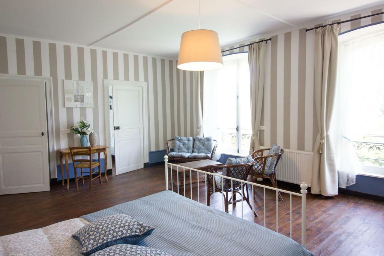 Domaine Des Lilas Saint-Germain-Lembron エクステリア 写真